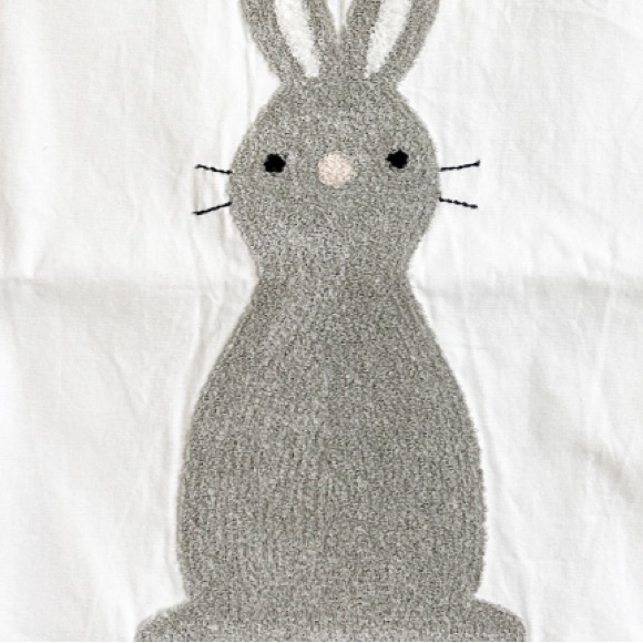 NEW The Farmhouse Rachel Ashwell HEADS & TAILS Bunny Tablerunner 🐇🐇🐇 - Picture 4 of 7